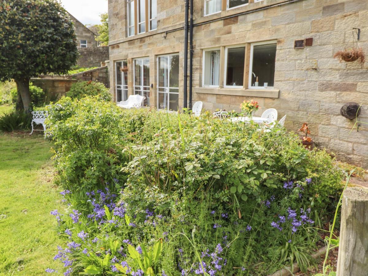 The Garden Apartment 惠特比 外观 照片